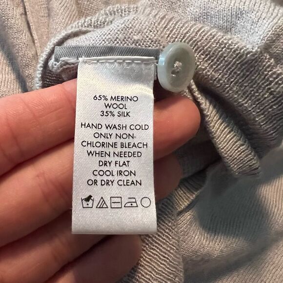 3 for $30! Calvin Klein silk & merino wool blend sweater - Picture 5 of 12